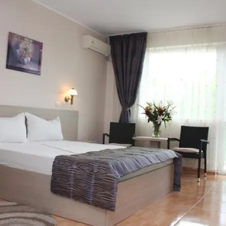 Ξενοδοχείο Regal 3*
